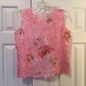 Women pink tank top . Size L. Made in Spain